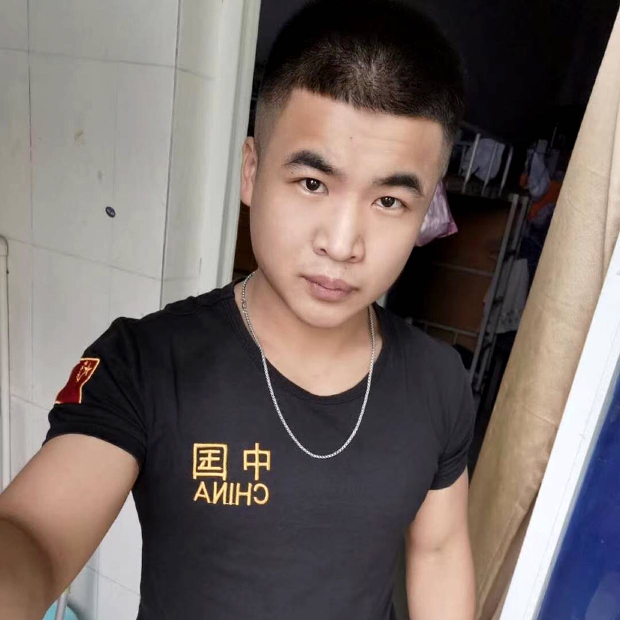 强健等于黄豆的照片