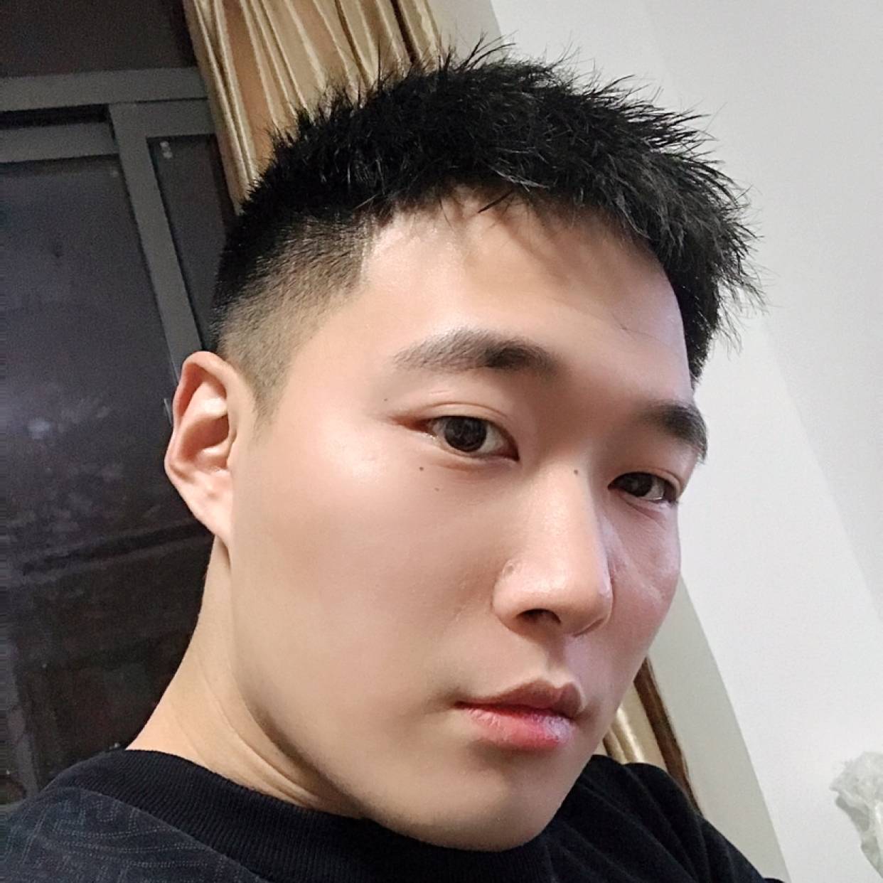 李金洛的照片