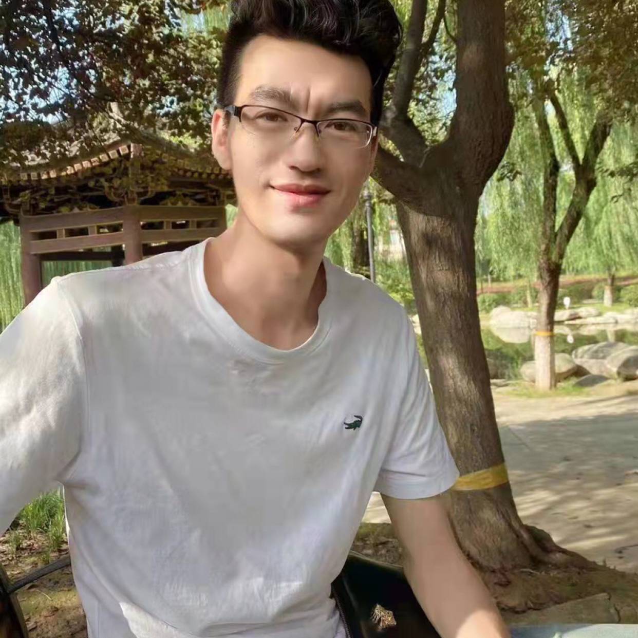 顺利回眸初雨的照片