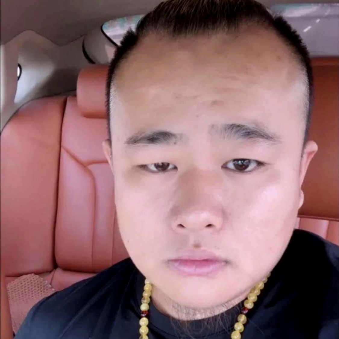 大伟12345的照片