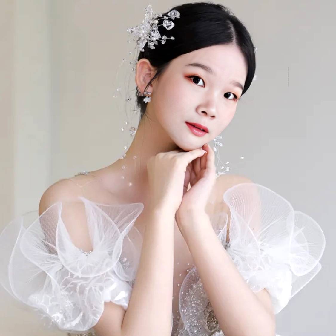 缓慢吃醋女王的照片