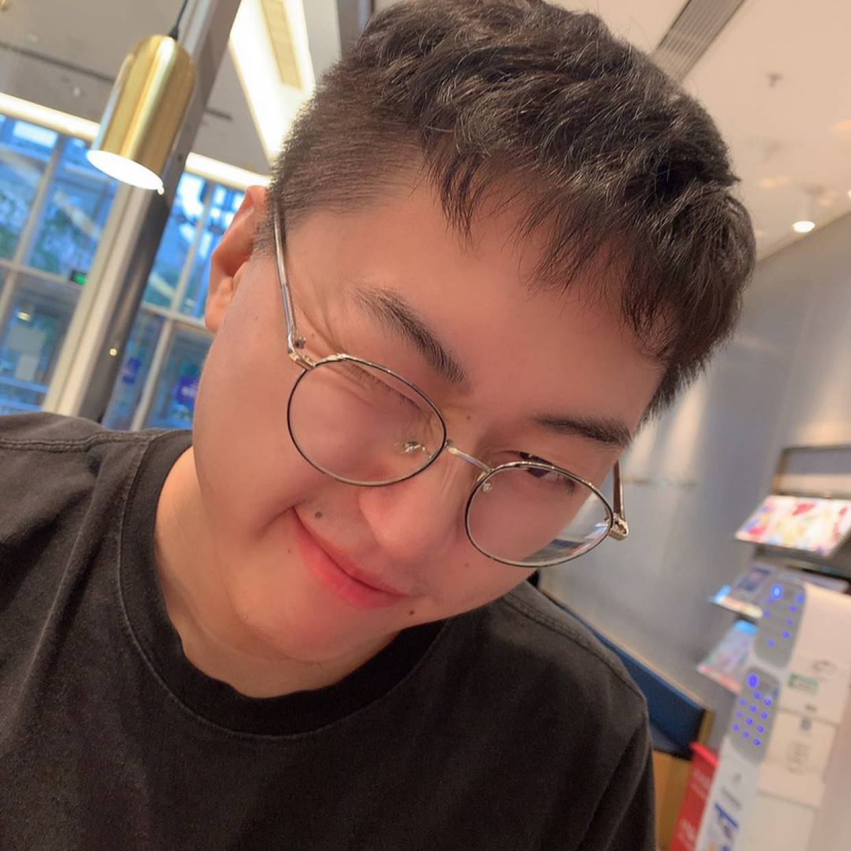 小、绿的照片