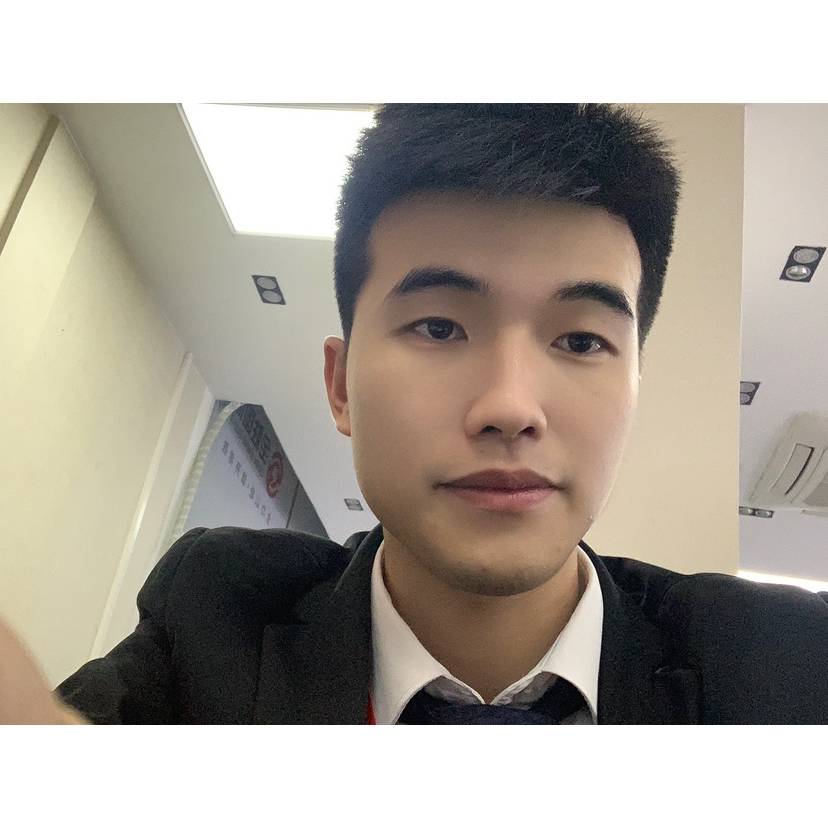 一半空想的照片
