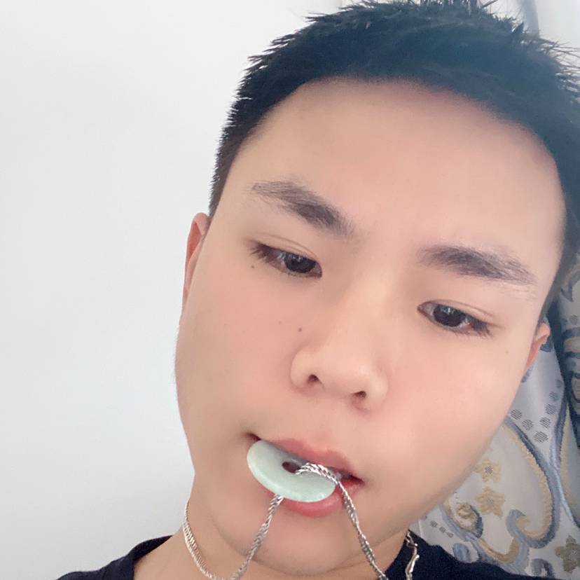 矫情踢流影的照片