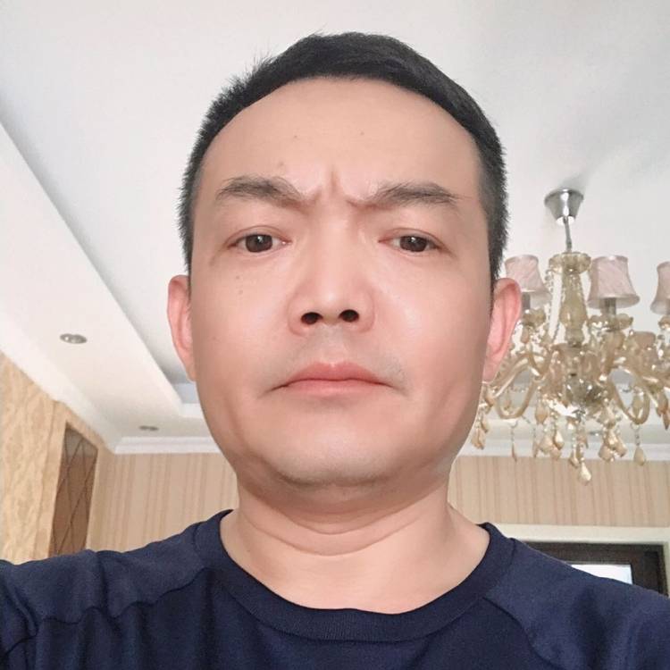 酷炫的过客的照片