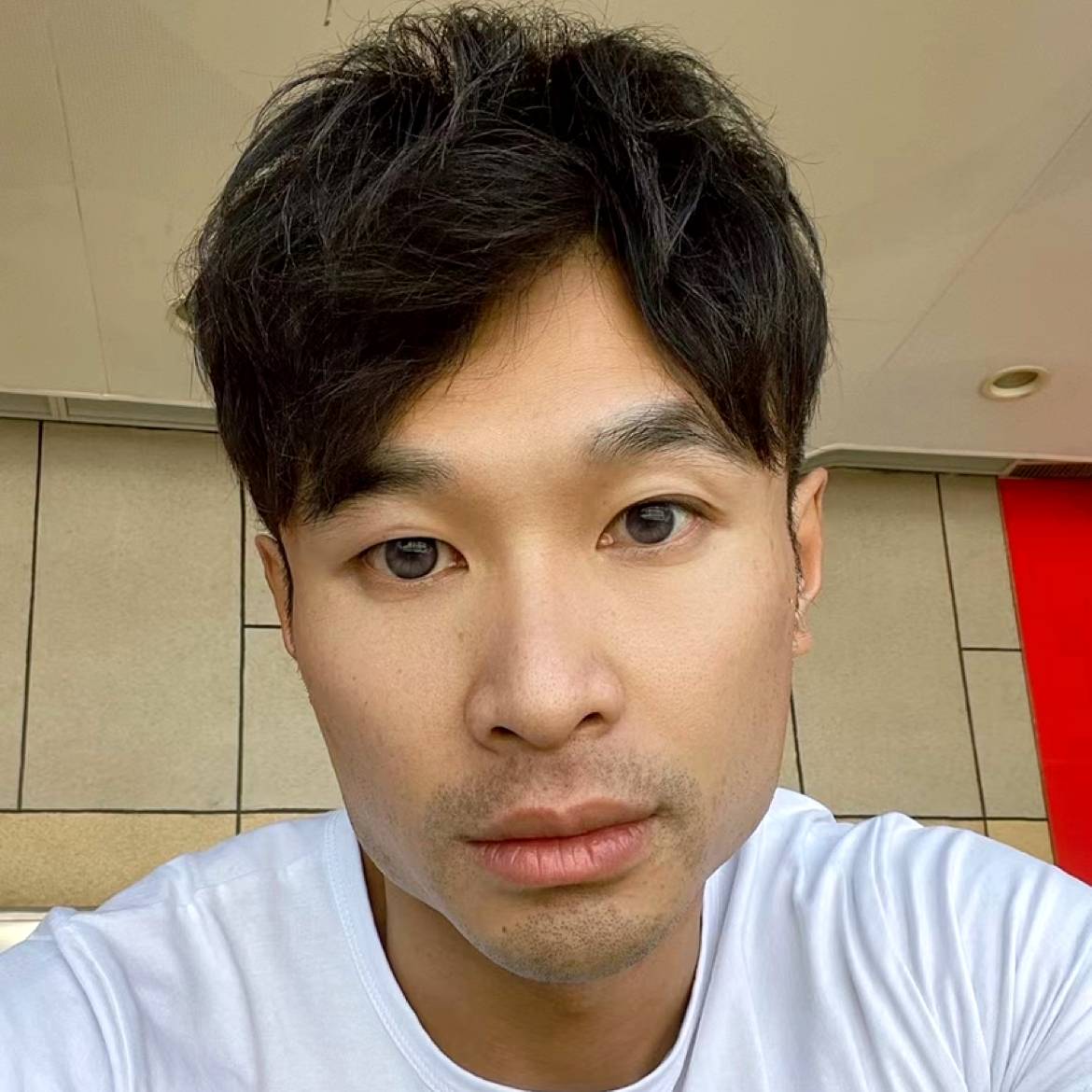 人鱼线小哥哥的照片