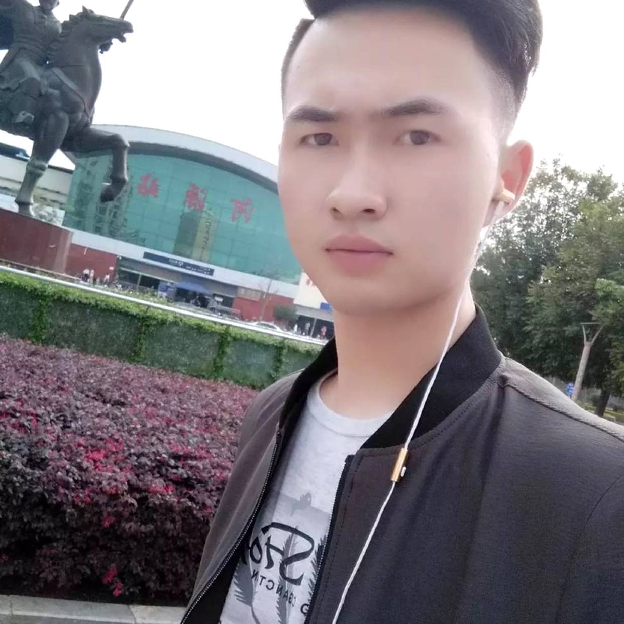 干净用忘忧的照片