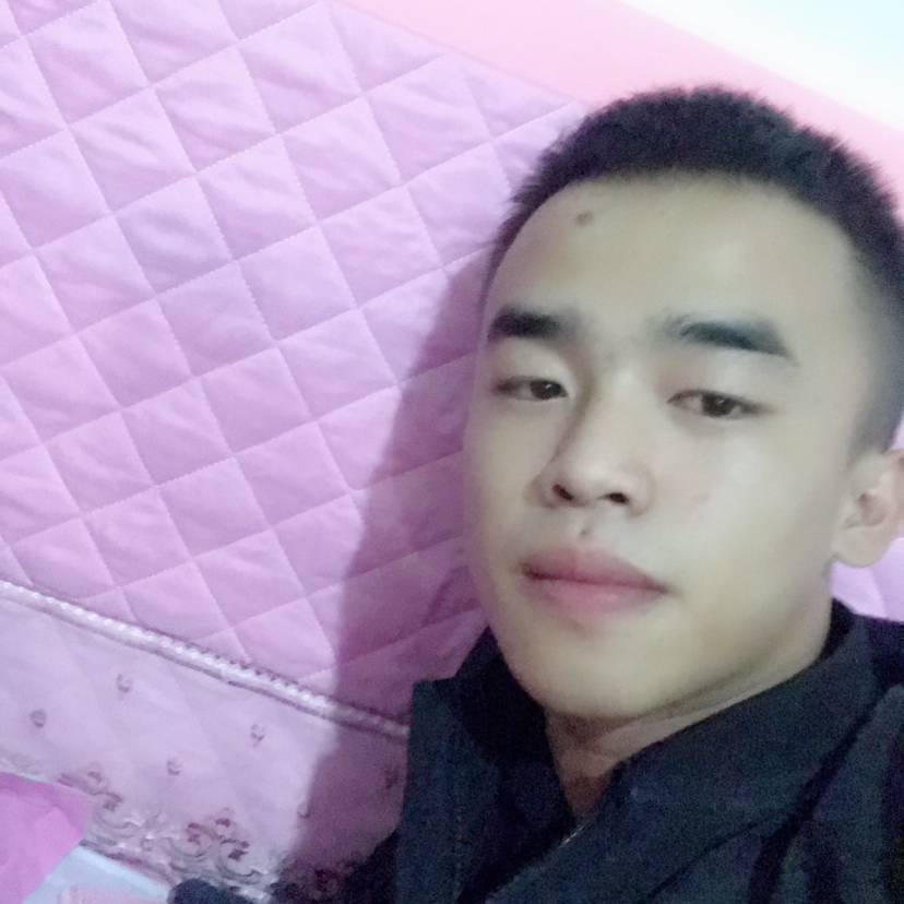 高跟鞋相许零碎的照片