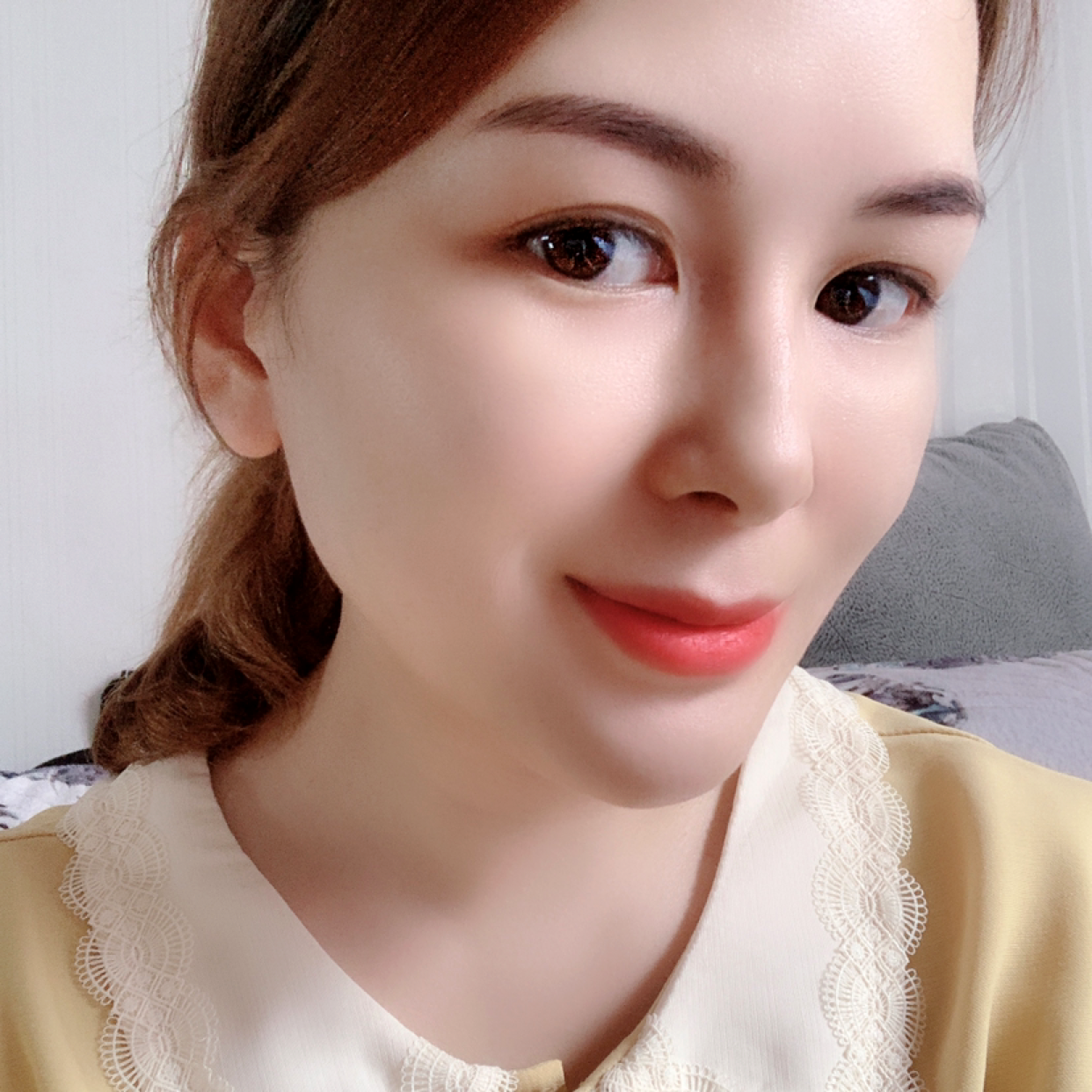 闪闪发呆的照片