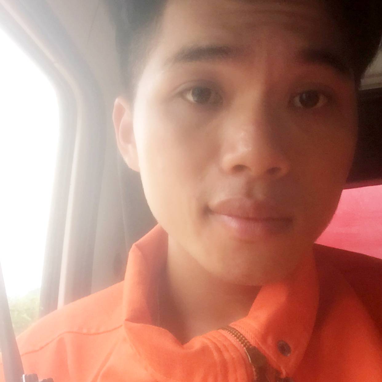 深圳消防黄哥哥的照片