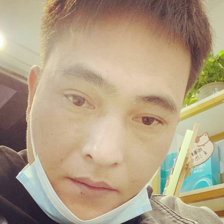 追寻踢店员的照片