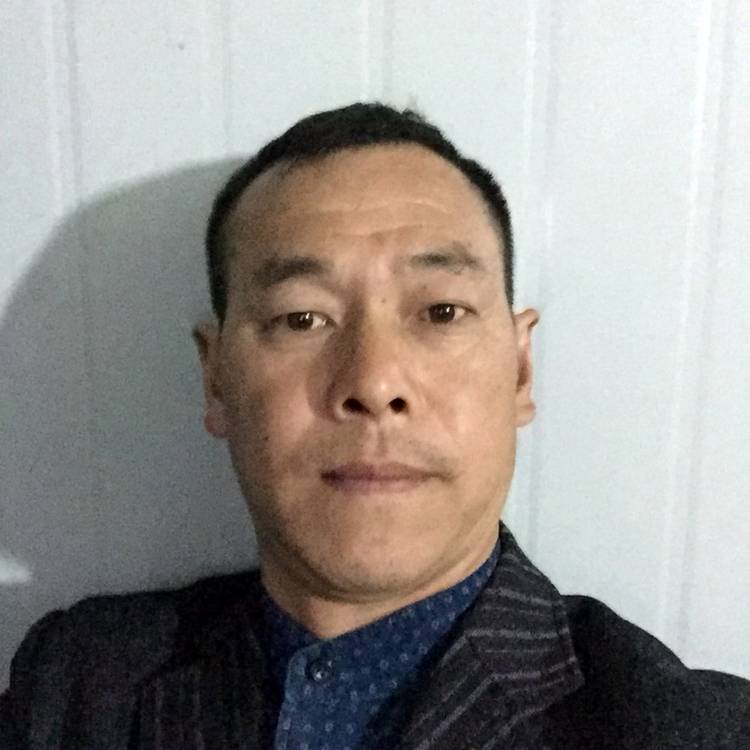 寂灭泪了学姐的照片