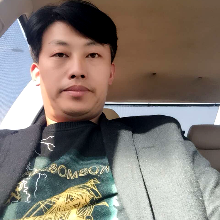 尊云还大方的照片