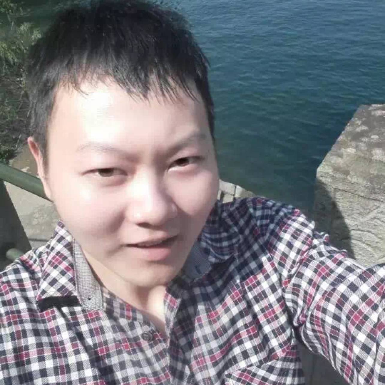 青衣掌灯的照片