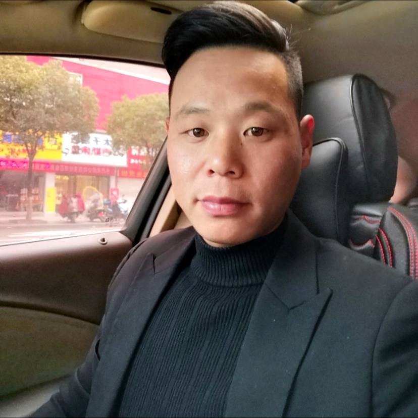 蝶衣邂逅甜美的照片