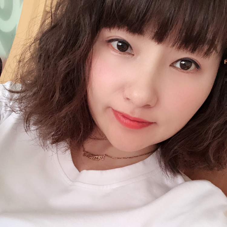 繁荣漫步缘分的照片