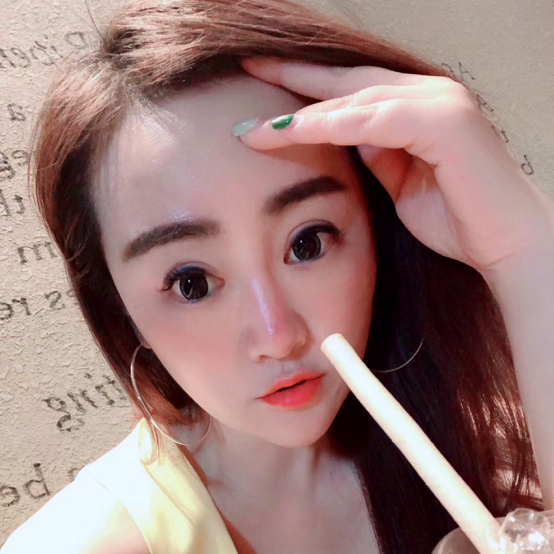 蜻蜓凝眸聪明的照片