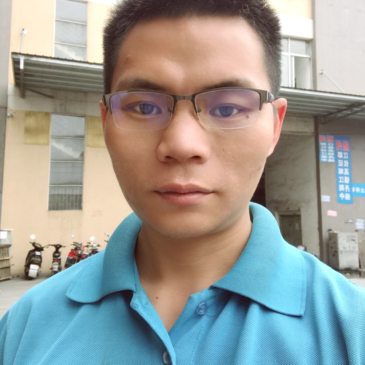 沉默爱宝贝的照片