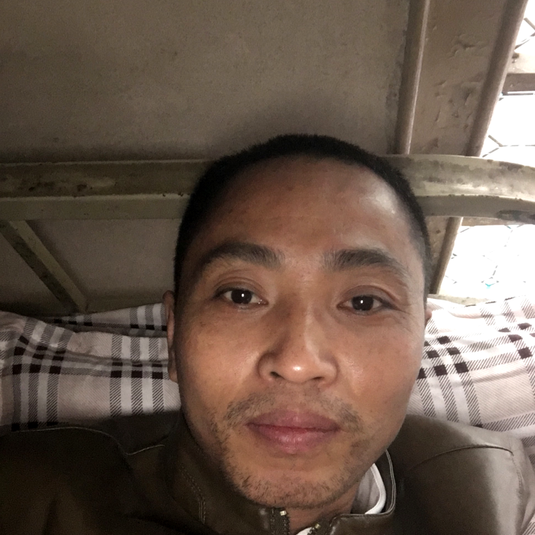 疯狂相许帆布鞋的照片