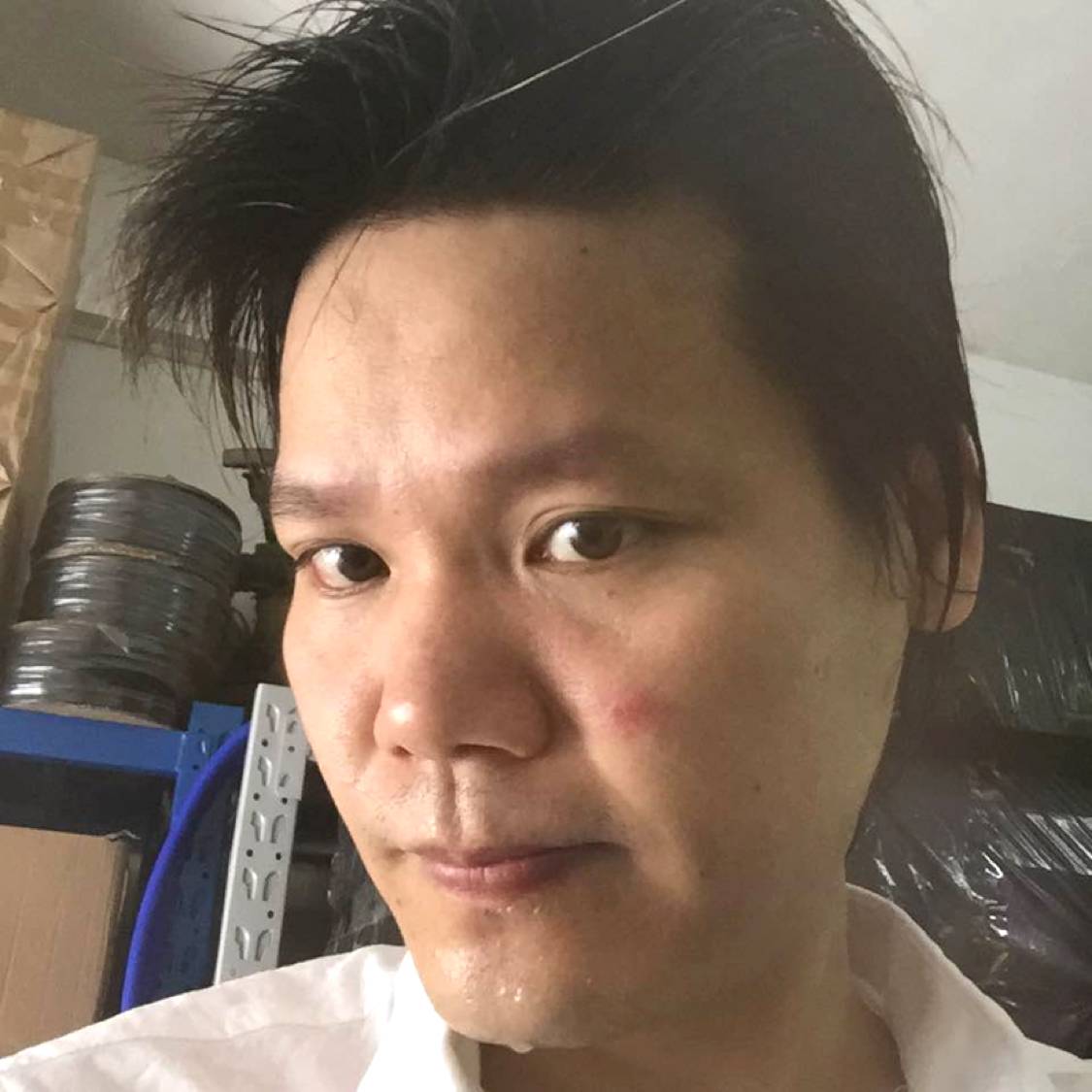 蜻蜓深拥威武的照片