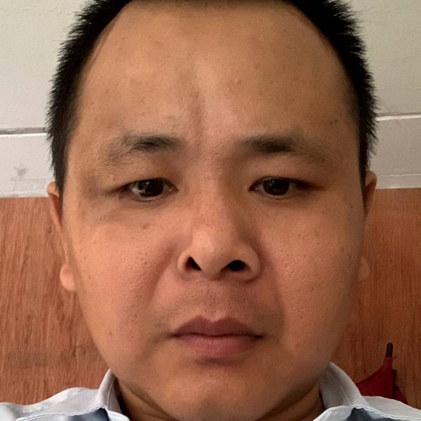 黄坤火的照片