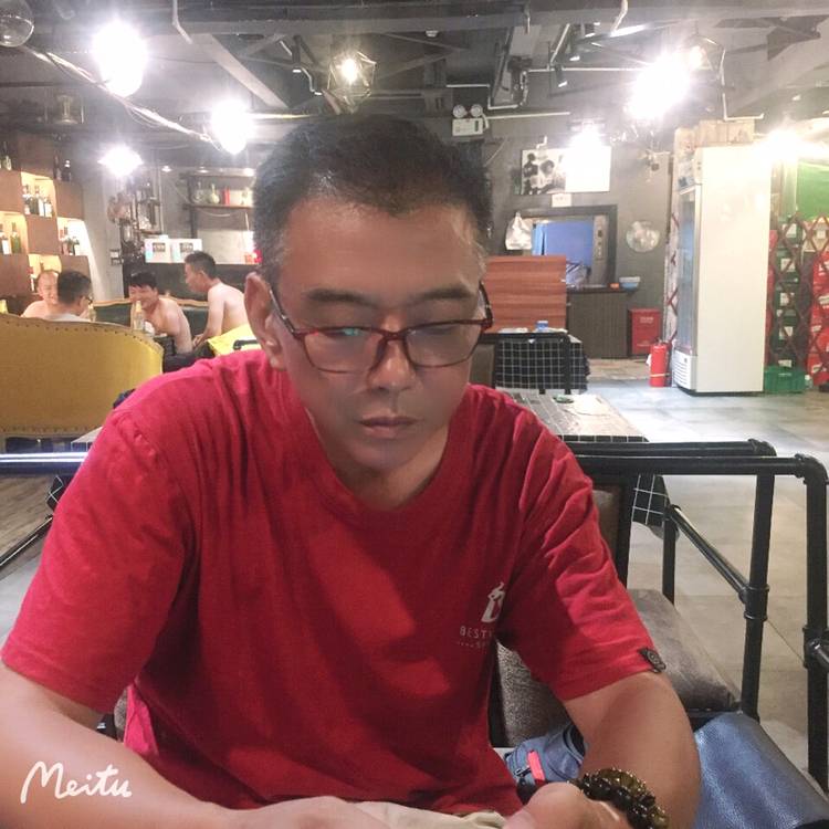 老方向盘的照片