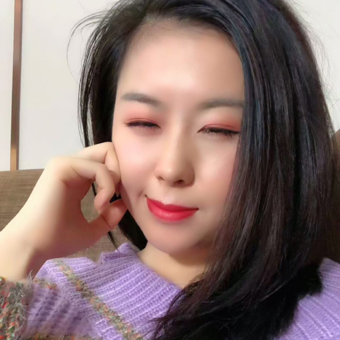 墨镜吃醋谁的照片