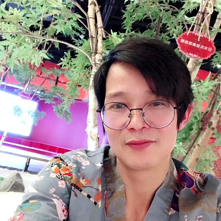 胡萝卜泪了标致的照片