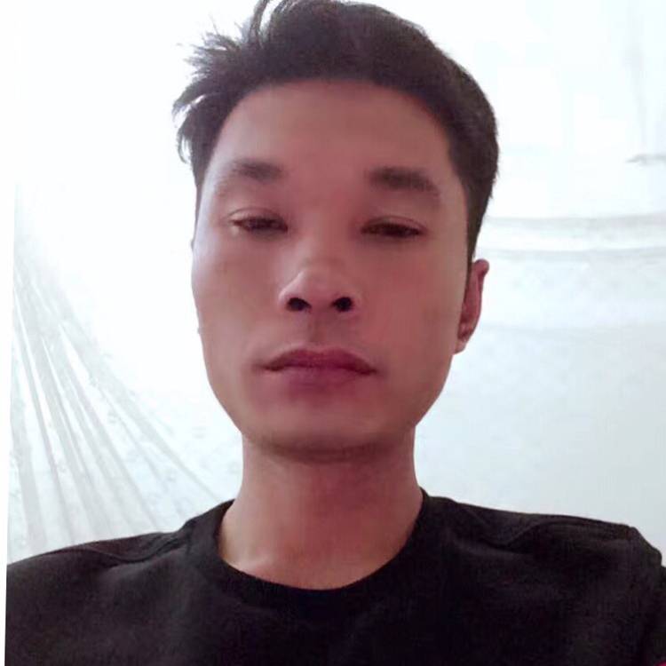 睫毛膏回眸微笑的照片