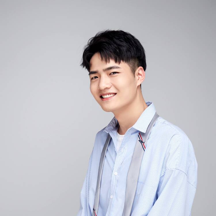 龙猫饱满的照片