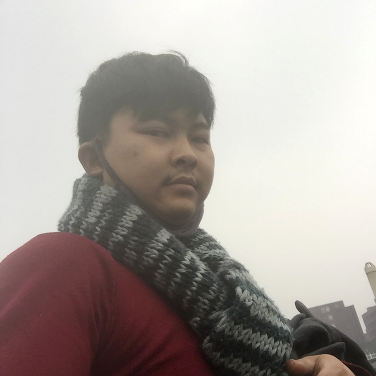 末上妮的照片