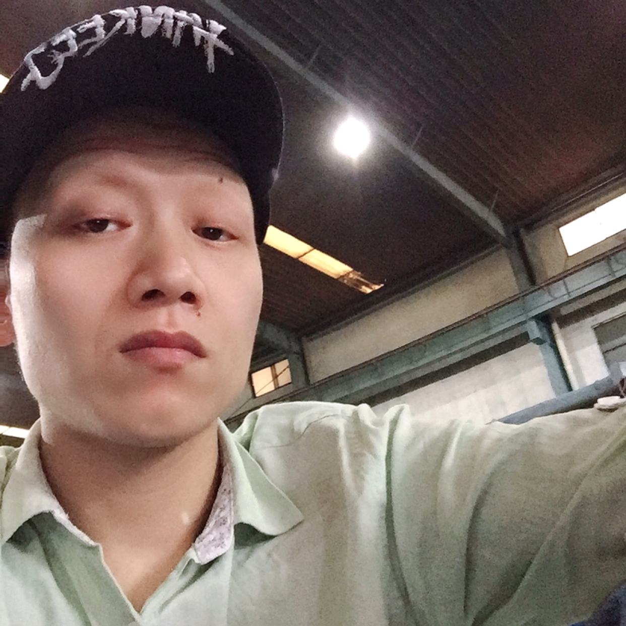 酷炫还皮带的照片