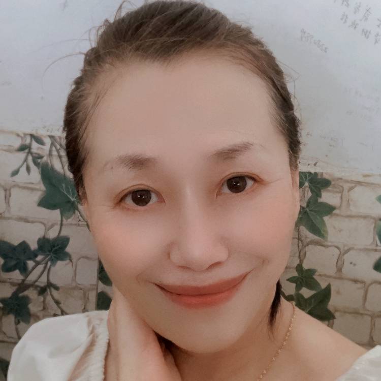 羽裳凝眸的照片