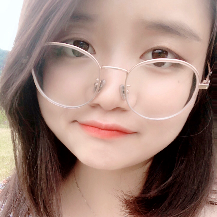 Rae的照片