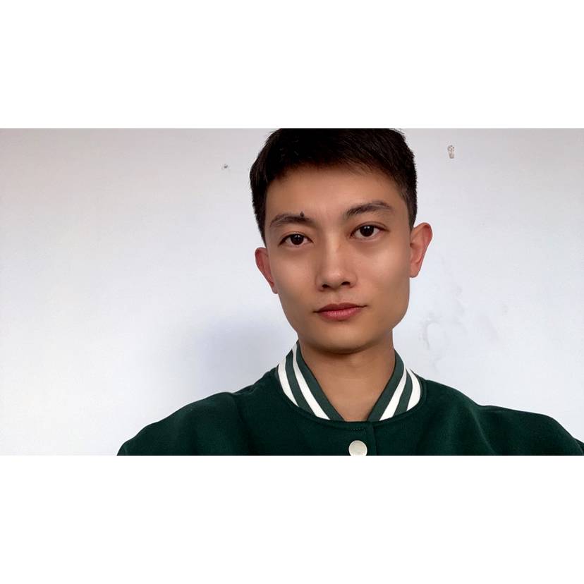 慕晓鼎的照片