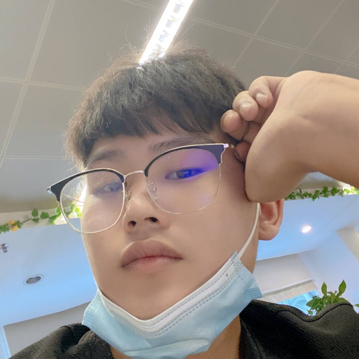 谁そ彼とわれを的照片