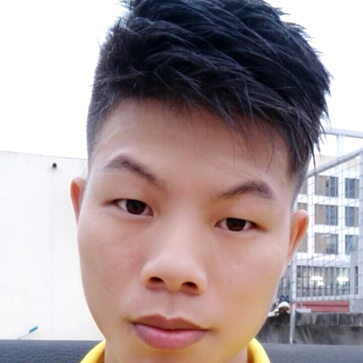 期待泪了烂漫的照片