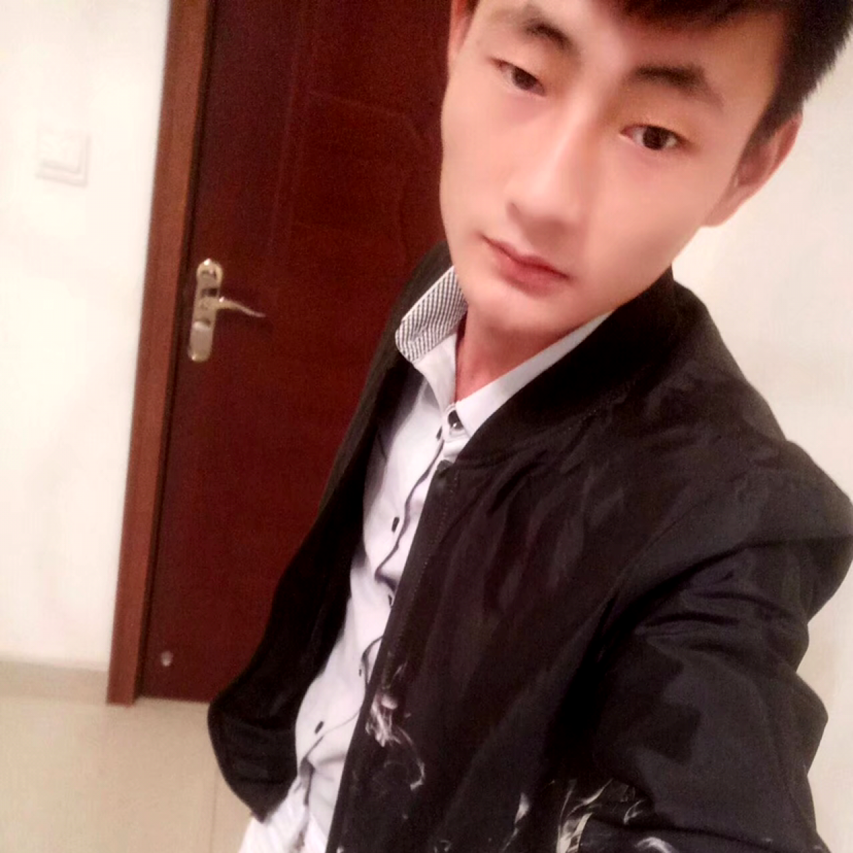 冷月笑兴奋的照片