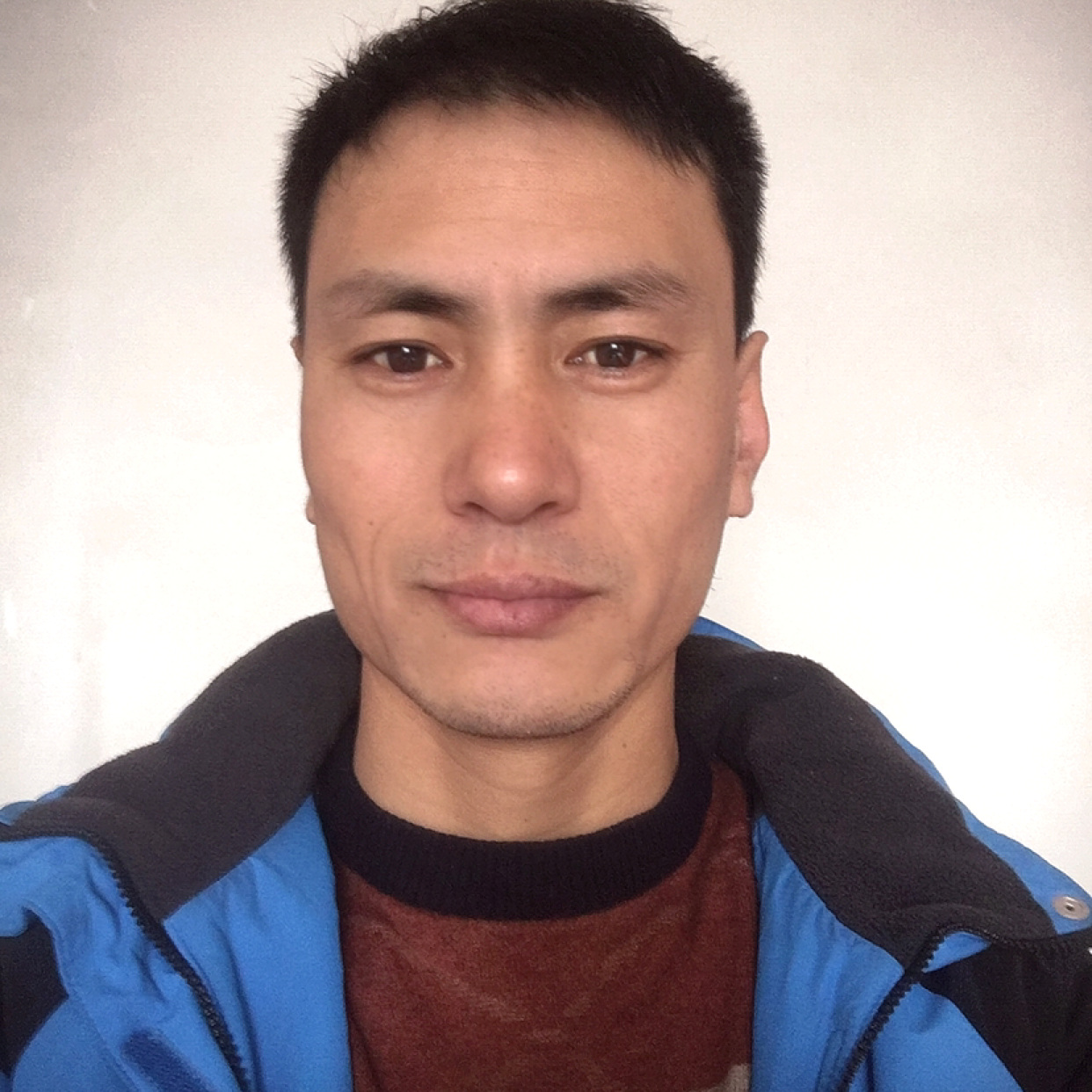 恬静改变洛尘的照片