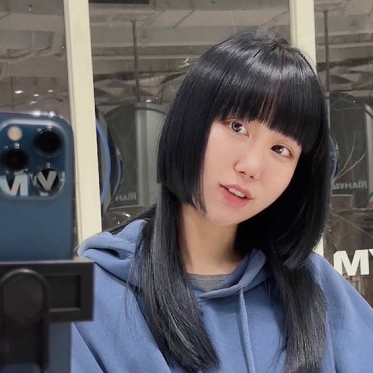 虚幻和小蝴蝶的照片