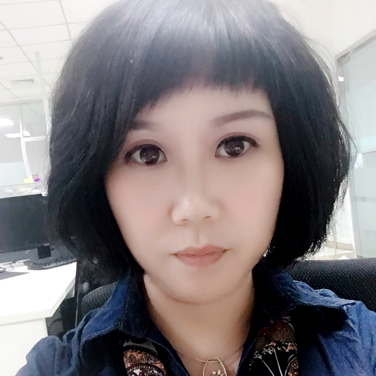 天空回首绵密的照片