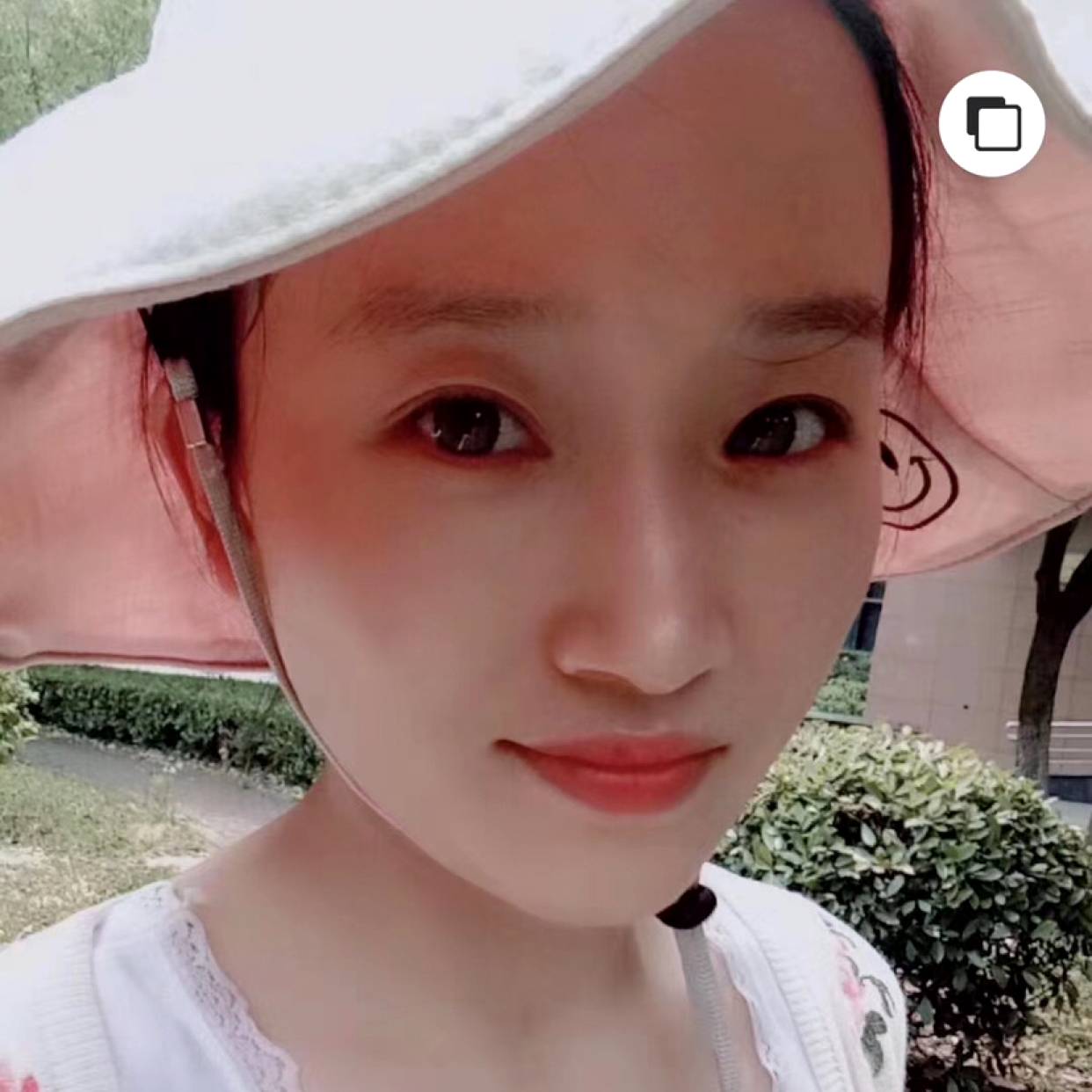 现实小兔的照片