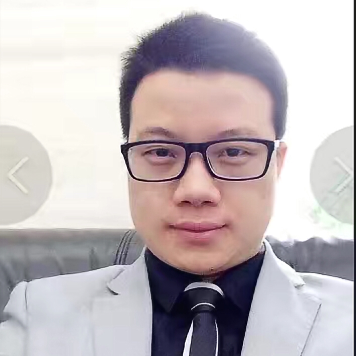 绝望生鱼片1的照片