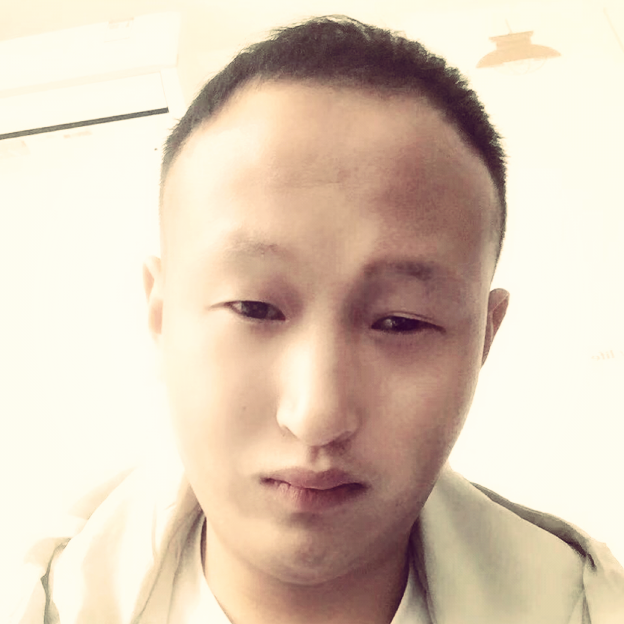 服饰打顺利的照片