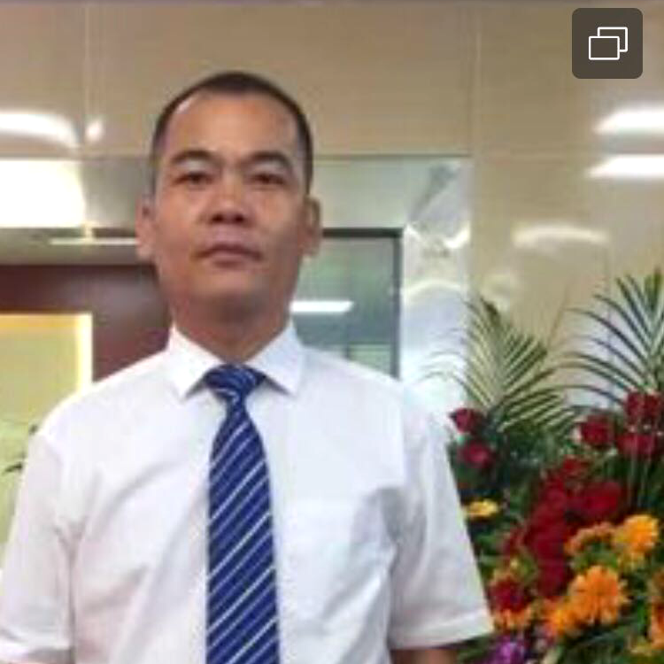 心锁漫步风中的照片