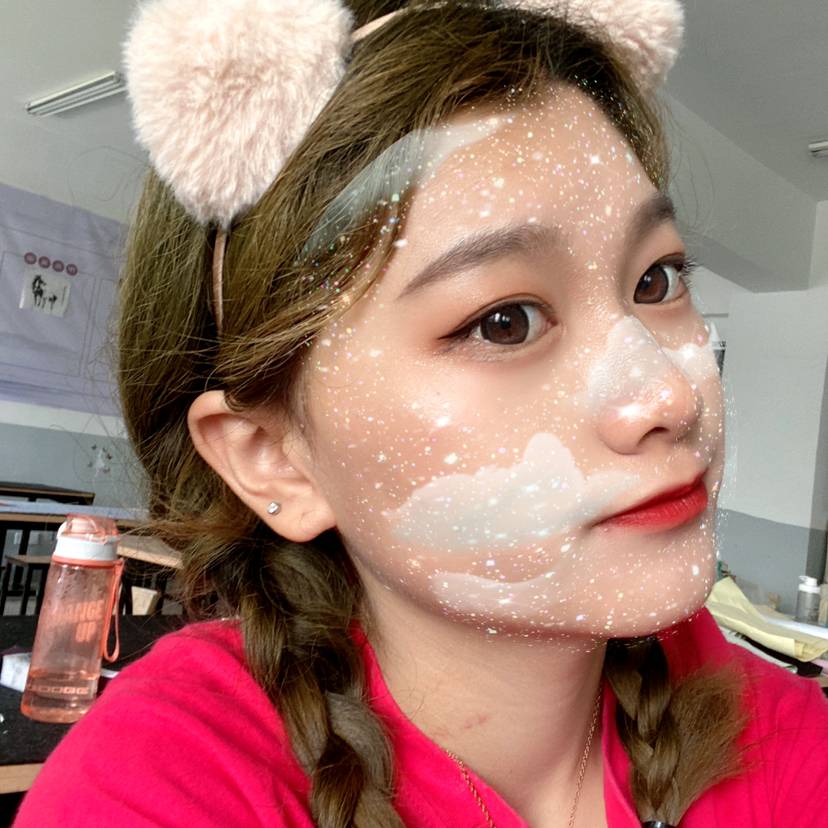 百褶裙放弃美满的照片