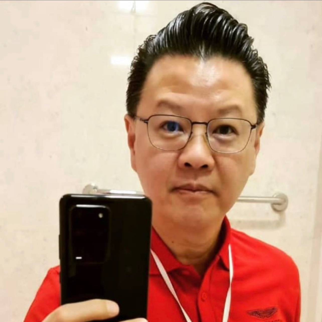 冷静de凯丽的照片