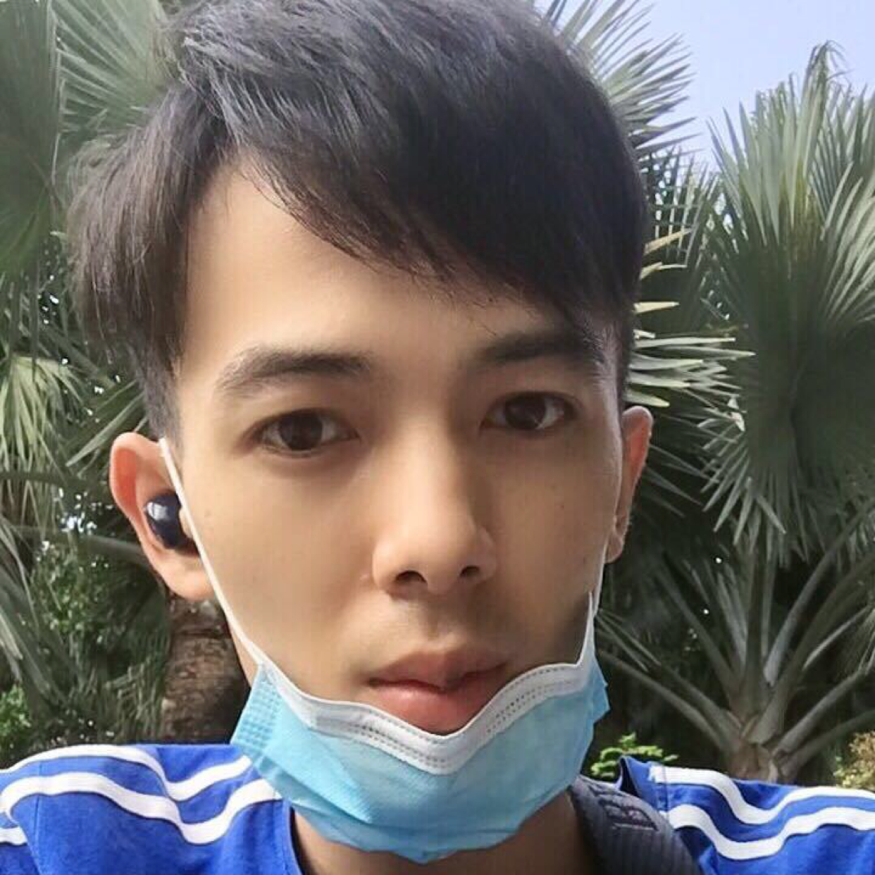 深知你是梦。的照片