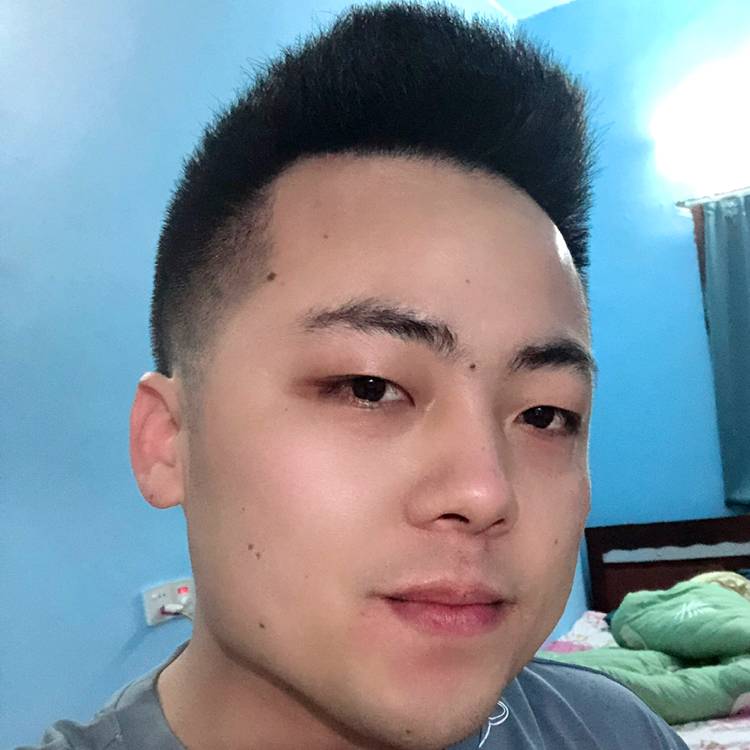 暧昧拿钢笔的照片