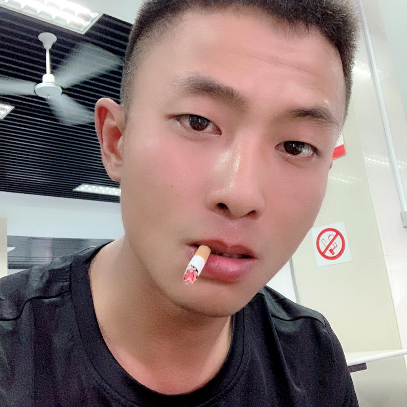 盼秋风落叶霜华的照片